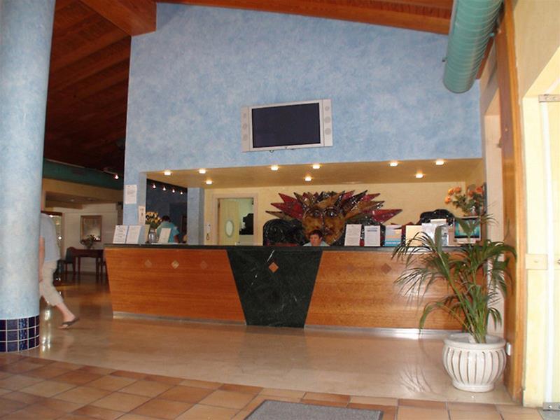 Globales Aparthotel Bouganvilla Sa Coma  Exterior foto